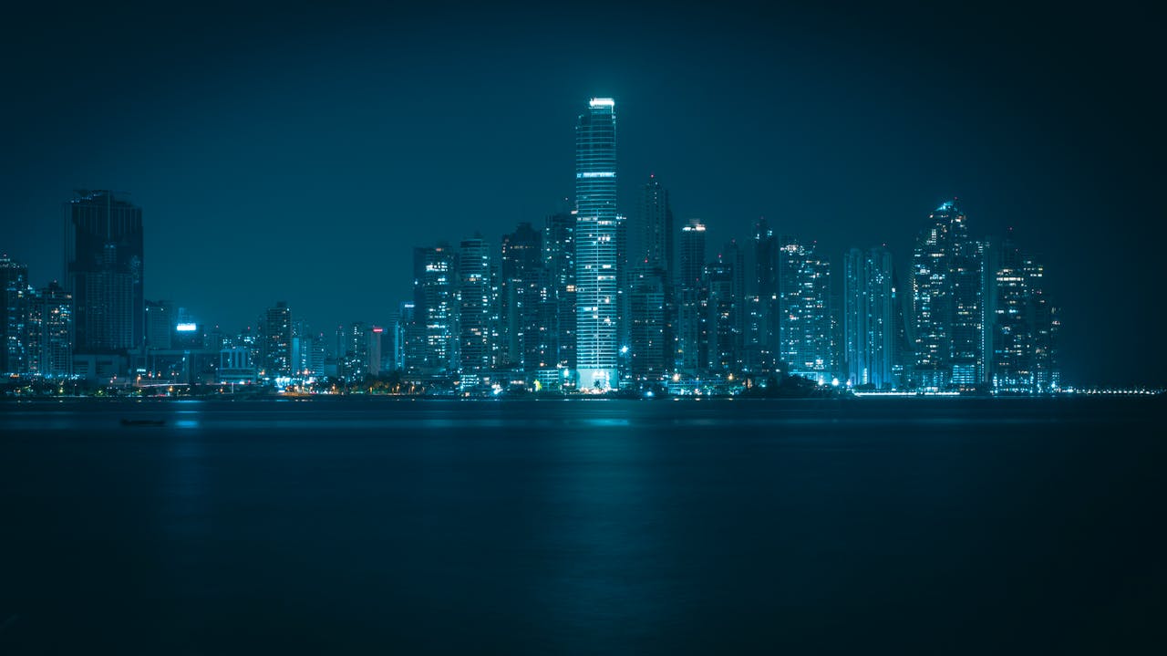 A Trip to Panama: Where Two Worlds Meet